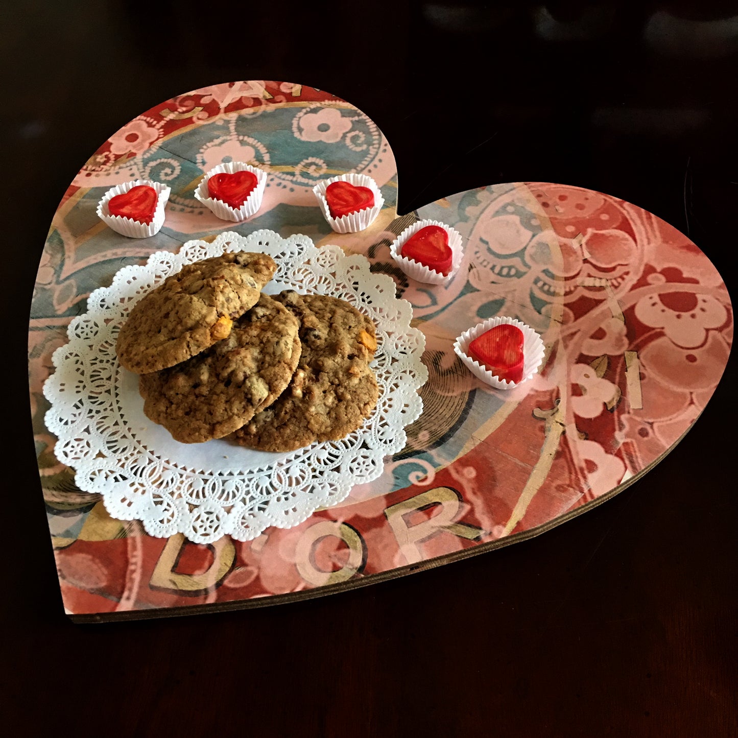 Heart Board Gold and Blue Fleur Art Decor