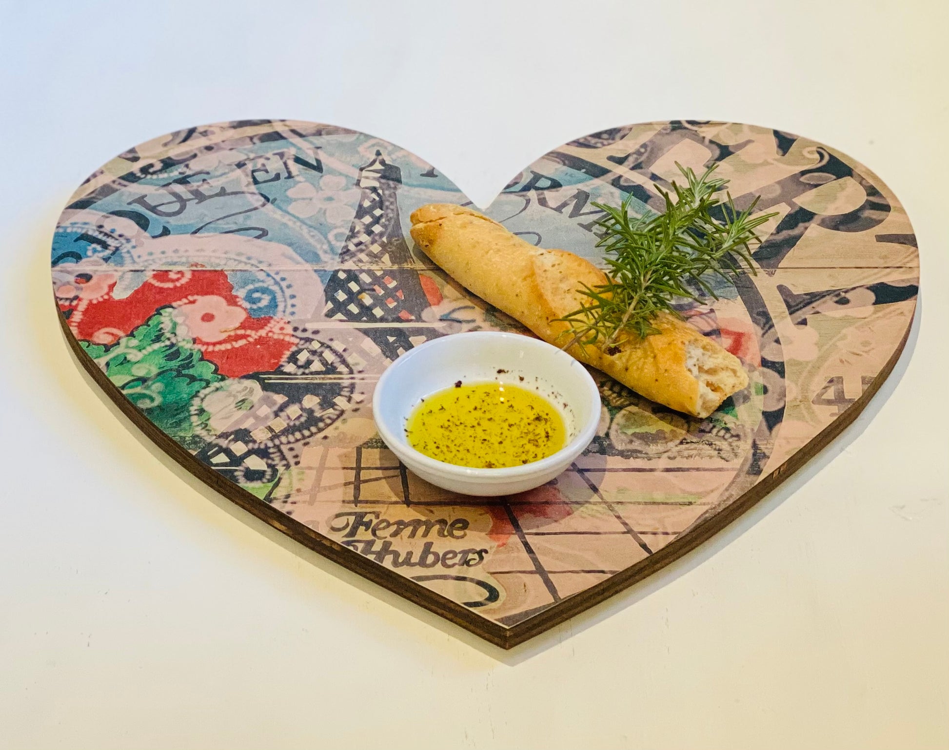 Heart Board Paris Eiffel Tower Art Decor