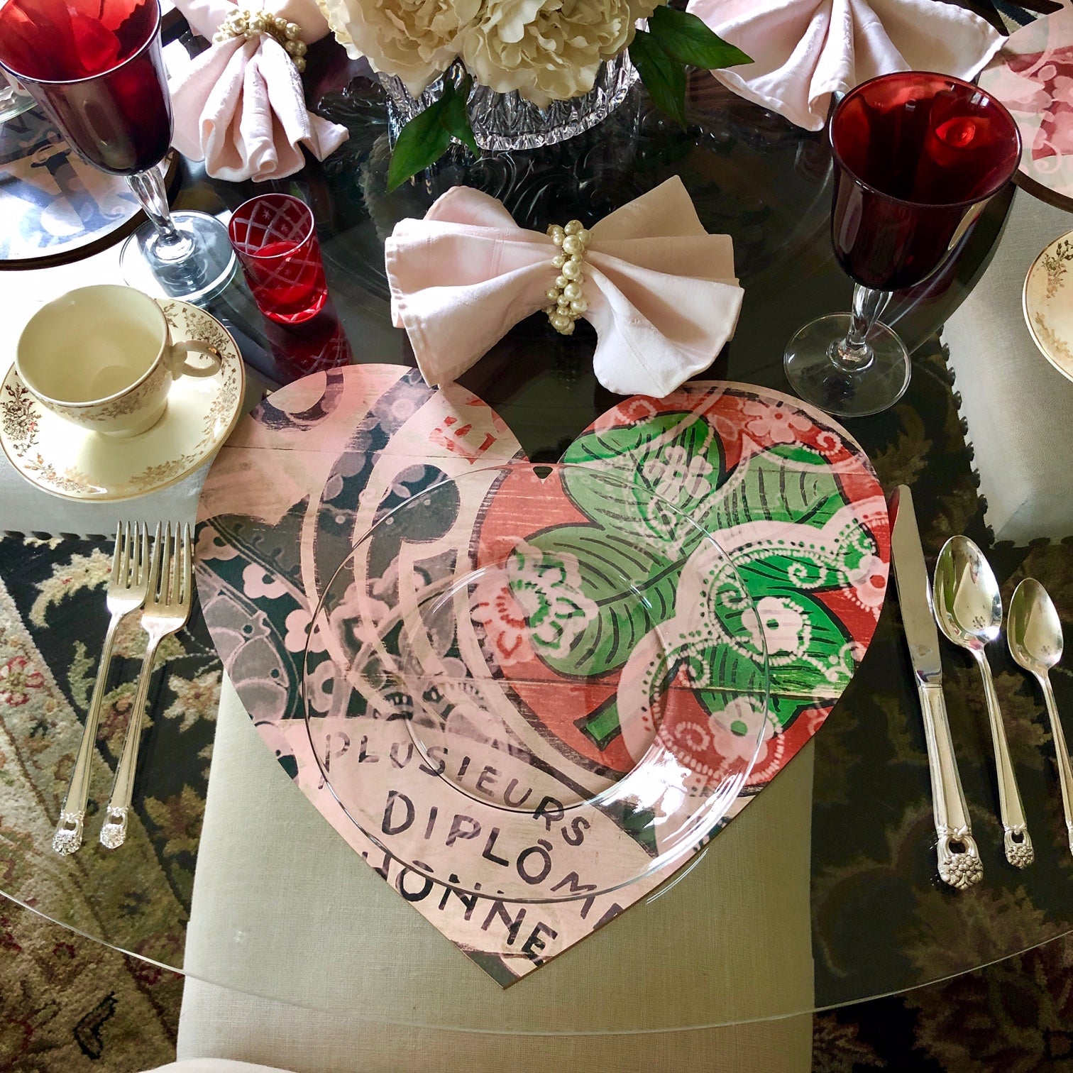 Heart Charger Green Lucky Clover