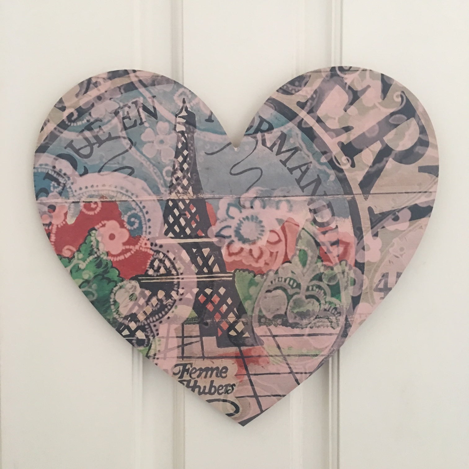 Heart Board Paris Eiffel Tower Art Decor